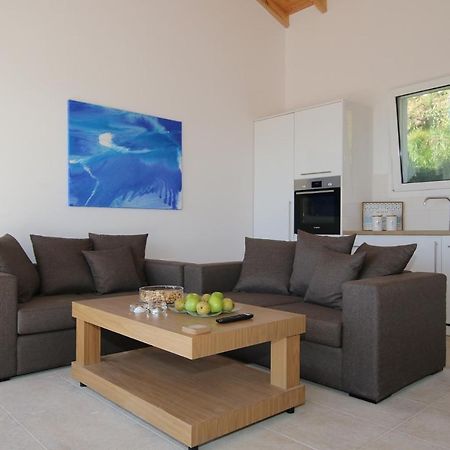 Sunset Sea View Villa 3 อายีโอส เยออร์ยิโอส ปากอน ภายนอก รูปภาพ