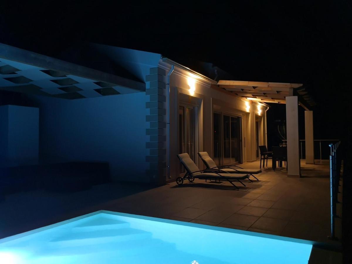 Sunset Sea View Villa 3 อายีโอส เยออร์ยิโอส ปากอน ภายนอก รูปภาพ