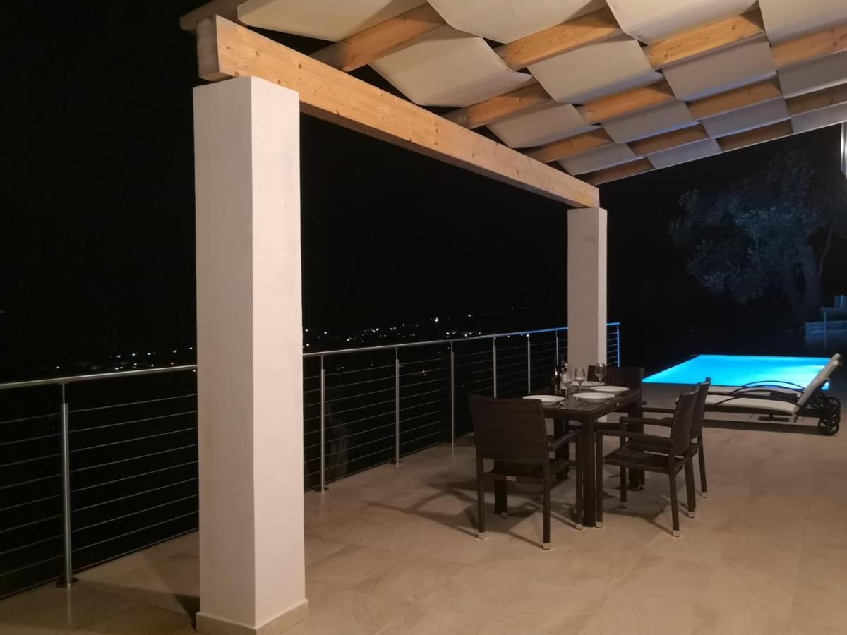 Sunset Sea View Villa 3 อายีโอส เยออร์ยิโอส ปากอน ภายนอก รูปภาพ