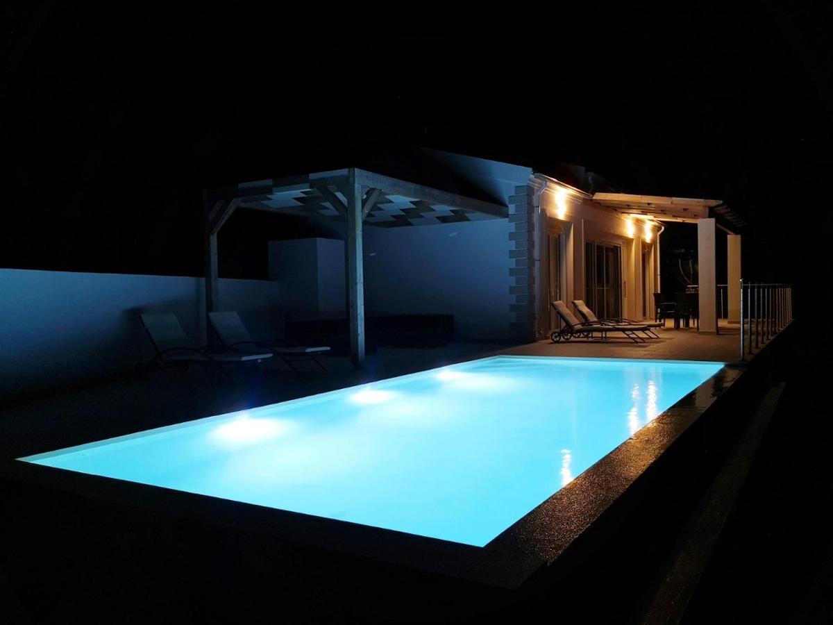 Sunset Sea View Villa 3 อายีโอส เยออร์ยิโอส ปากอน ภายนอก รูปภาพ